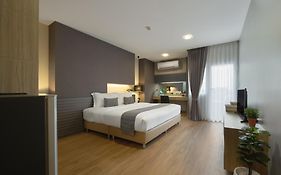 แน็พอิน เฟสท